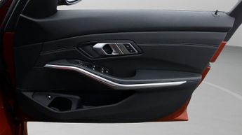 BMW 3 Series 330E M SPORT