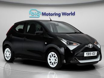 Toyota AYGO VVT-I X-PLAY