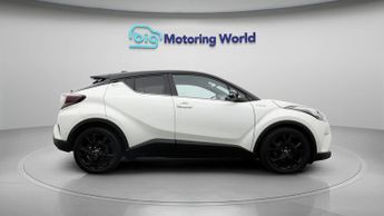 Toyota C-HR DYNAMIC