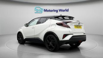 Toyota C-HR DYNAMIC