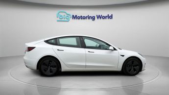 Tesla Model 3 MODEL 3