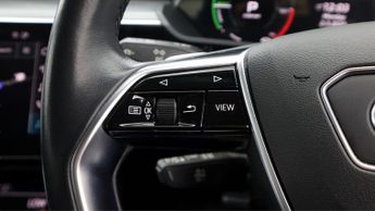 Audi e-tron QUATTRO SPORT