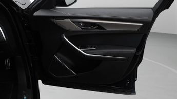 Jaguar F-PACE R-DYNAMIC SE