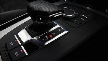 Audi Q5 TFSI QUATTRO S LINE