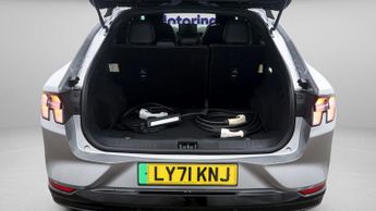 Ford Mustang Mach-E BASE