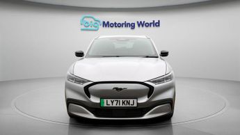 Ford Mustang Mach-E BASE