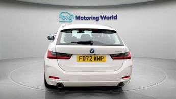 BMW 3 Series 330E SPORT