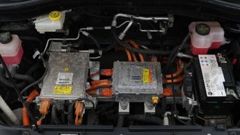 MG MG ZS TROPHY CONNECT