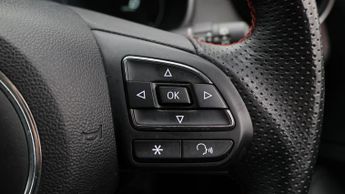 MG MG ZS TROPHY CONNECT