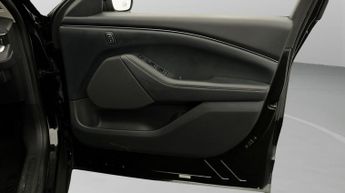Ford Mustang Mach-E BASE