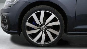 Volkswagen Golf GTE ADVANCE DSG