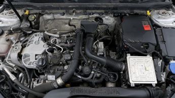 Mercedes-Benz CLA CLA 200 AMG LINE