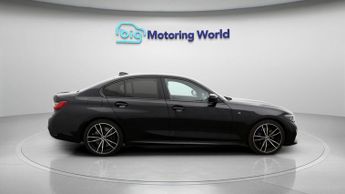 BMW 3 Series 320I M SPORT