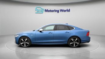 Volvo S90 T8 TWIN ENGINE R-DESIGN PRO AWD