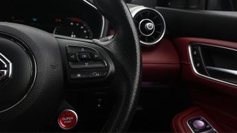 MG MG HS EXCLUSIVE DCT