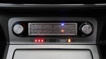 Hyundai KONA PREMIUM