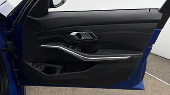 BMW 3 Series 330E M SPORT