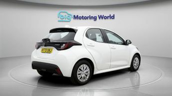 Mazda Mazda2 HYBRID PURE