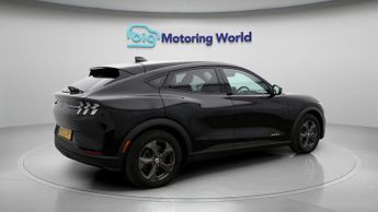 Ford Mustang Mach-E BASE