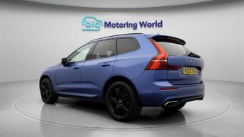 Volvo XC60 B4 R-DESIGN AWD