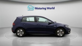 Volkswagen e-Golf E-GOLF