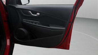 Hyundai KONA PREMIUM