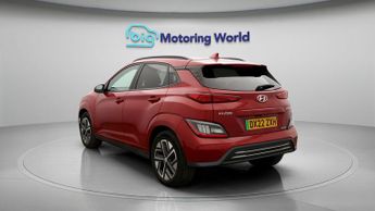 Hyundai KONA PREMIUM