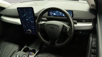 Ford Mustang Mach-E BASE