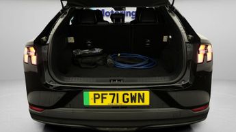 Ford Mustang Mach-E BASE