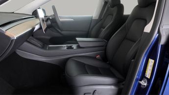 Tesla Model Y PERFORMANCE AWD