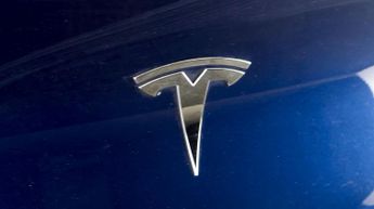 Tesla Model Y PERFORMANCE AWD