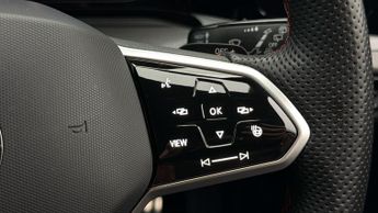 Volkswagen Golf GTI TSI DSG