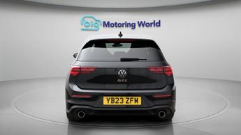 Volkswagen Golf GTI TSI DSG