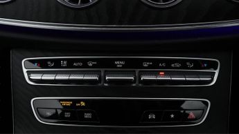 Mercedes-Benz E Class E 220 D AMG LINE PREMIUM