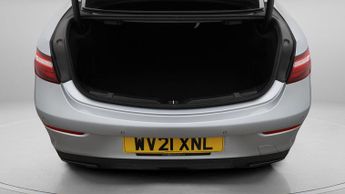 Mercedes-Benz E Class E 220 D AMG LINE PREMIUM