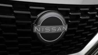 Nissan Qashqai DIG-T ACENTA PREMIUM DCT