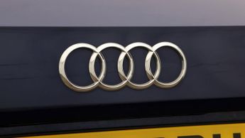 Audi Q2 TFSI S LINE BLACK EDITION