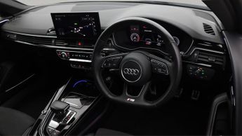 Audi A4 Avant AVANT TFSI S LINE BLACK EDITION