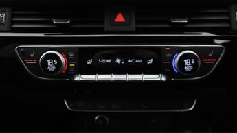 Audi A4 Avant AVANT TFSI S LINE BLACK EDITION