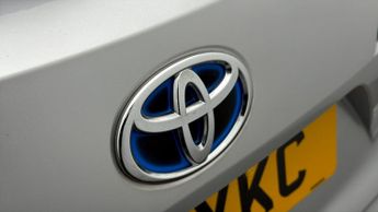 Toyota Corolla ICON TECH