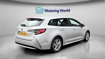 Toyota Corolla ICON TECH