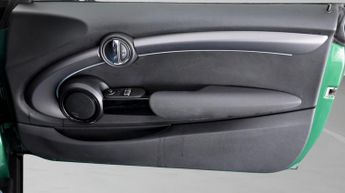 MINI Hatch COOPER EXCLUSIVE