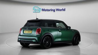 MINI Hatch COOPER EXCLUSIVE