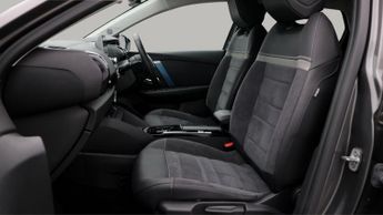 Citroen e-C4 X SHINE PLUS