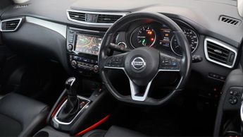 Nissan Qashqai DIG-T TEKNA DCT