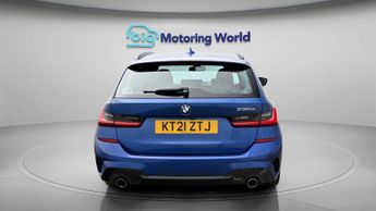 BMW 3 Series 330E M SPORT