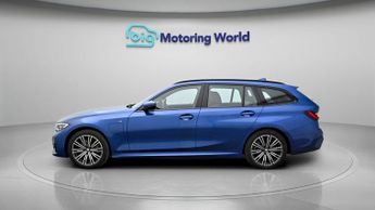 BMW 3 Series 330E M SPORT