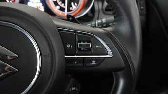 Suzuki e Vitara SZ5 DUALJET