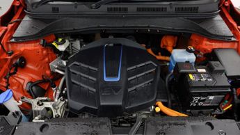 Hyundai KONA PREMIUM