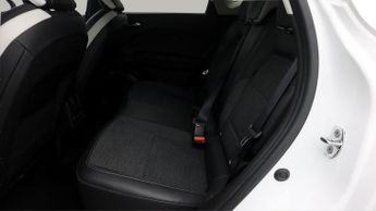 Renault Captur TECHNO E-TECH